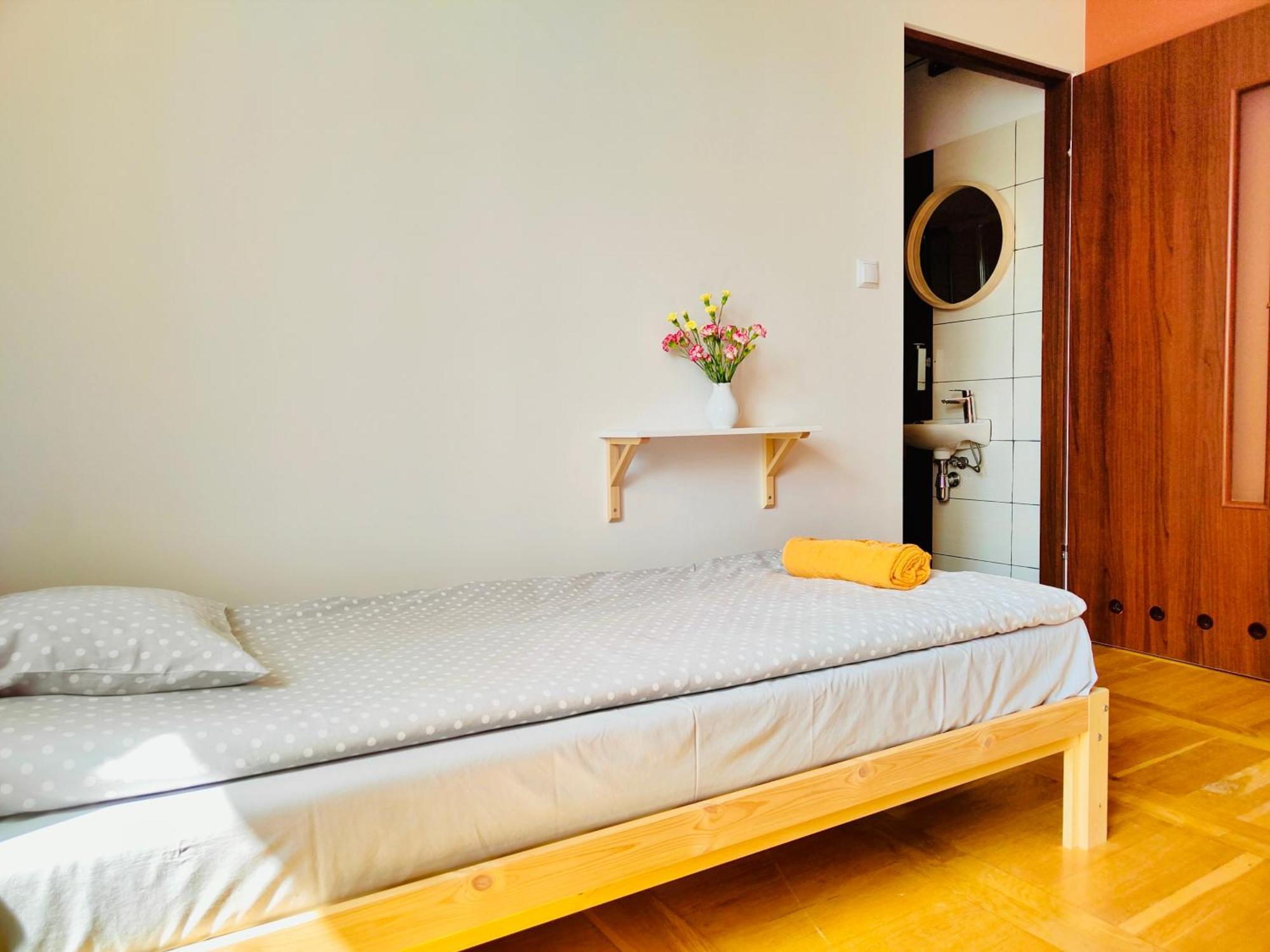 Dom Bez Scian Hotel Gubin Kültér fotó